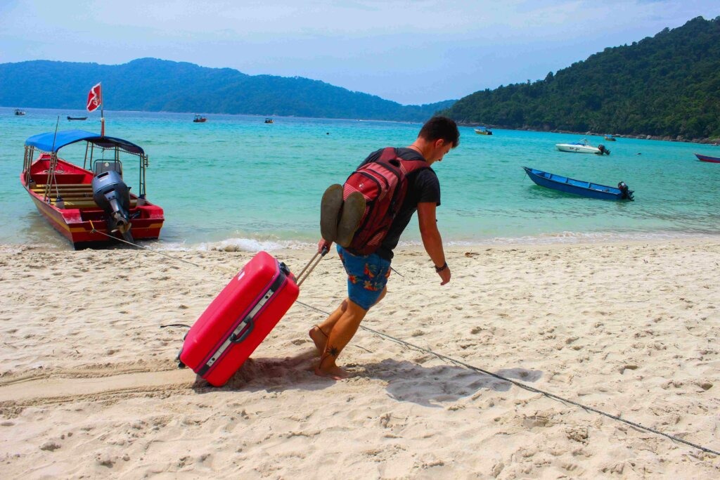work and travel koffer oder rucksack