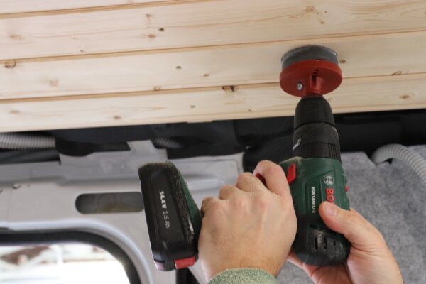 Bosch Akkuschrauber UniversalDrill 18V (2 Akkus, 18 Volt System, im Koffer) – Bild 2
