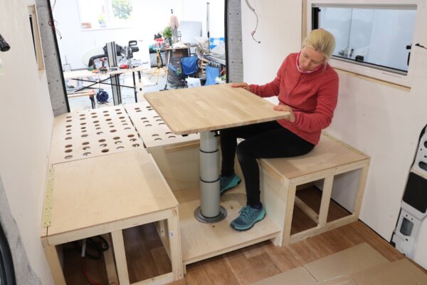 Ilse Technik Liftgestell mit Verschiebung und Verdrehung, höhenverstellbar 342 - 717mm – Bild 4