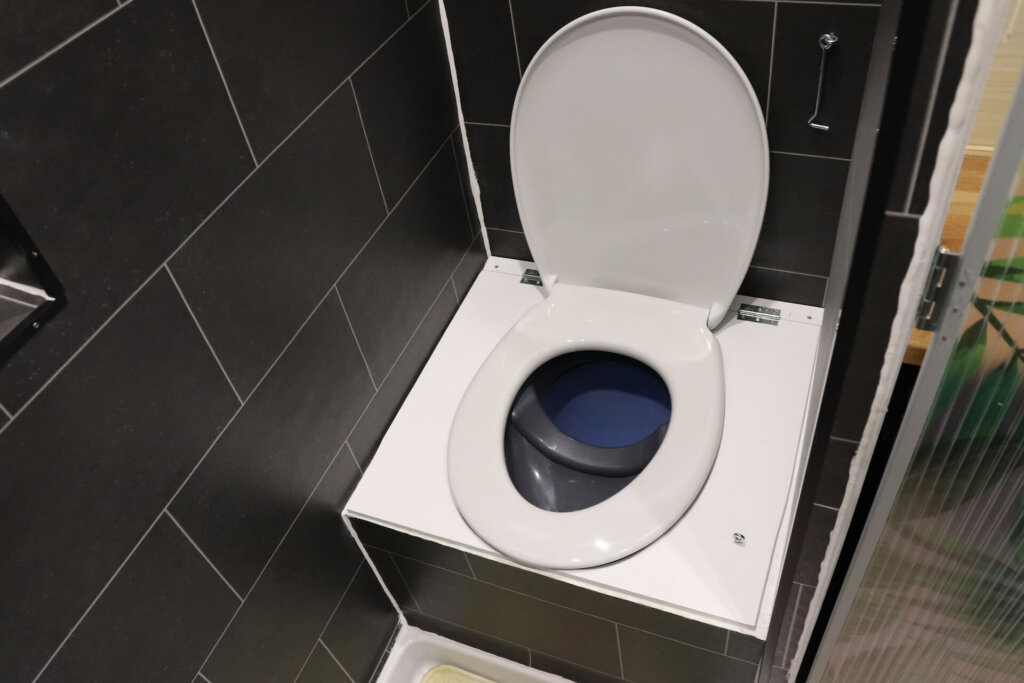 Einkaufsliste für den Bau einer Trockentrenntoilette im Campervan Einkaufsliste für den Bau einer Trockentrenntoilette im Campervan