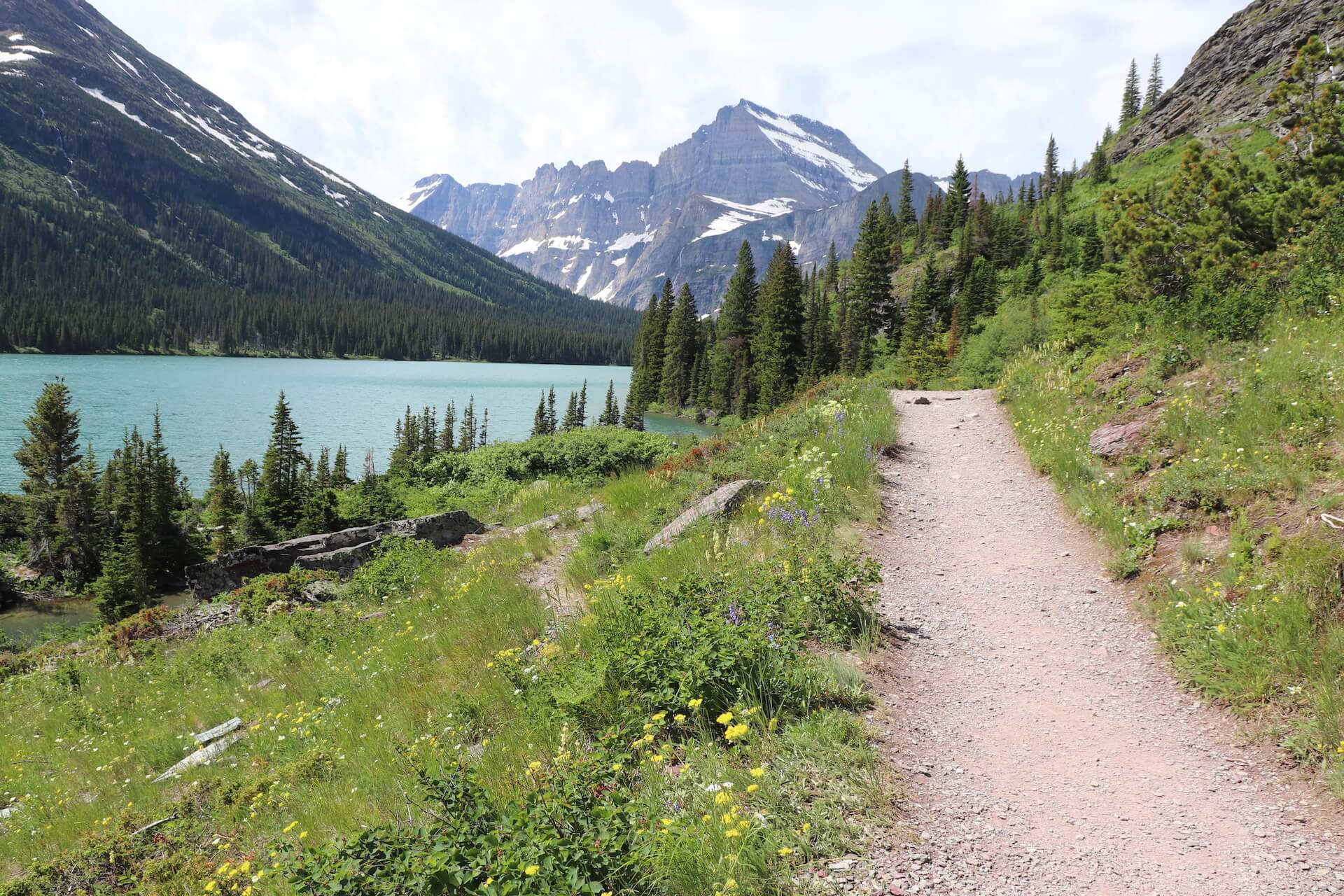 Roadtrip durch den Glacier Nationalpark • Abenteuer Vanlife