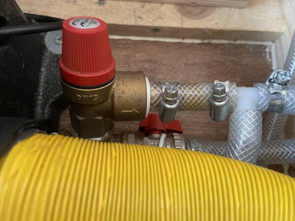 Sicherheitsventil 3,0 Bar für Warmwasserboiler – Bild 2
