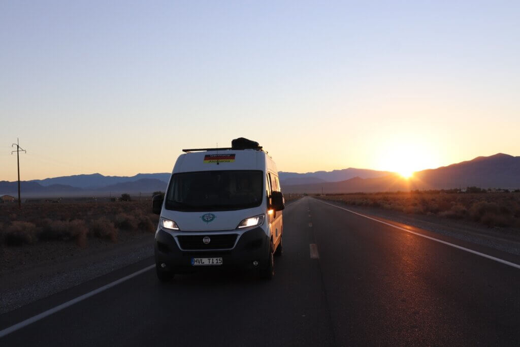 Ladebooster im Van einbauen und anschließen • Abenteuer Vanlife